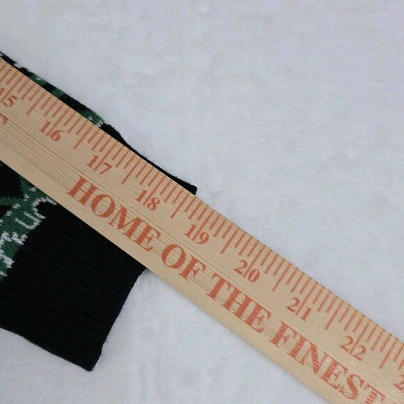 Girls Christmas Sweater Size 10T Black Knit Santa Reindeer Pullover Holiday - Picture 8 of 9